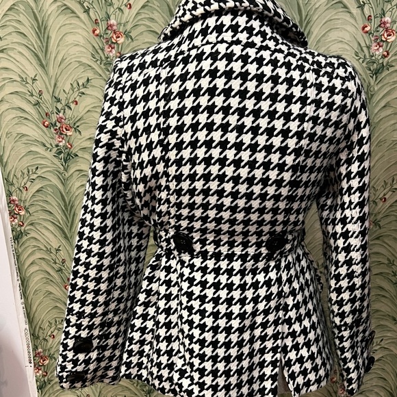Last Kiss vintage houndstooth pea coat - Picture 2 of 3